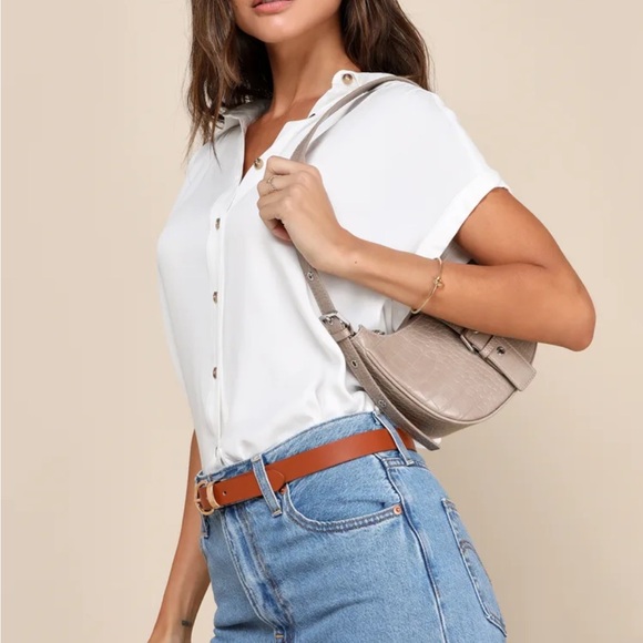 8 other reasons Crescent Buckle Bag in Tan Elegant Tan Croc-Embossed Women's Bag - Picture 2 of 14